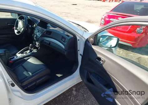 2017 Acura Ilx Acurawatch Plus Package из США, поврежденный, VIN 19UDE2F35HA011826